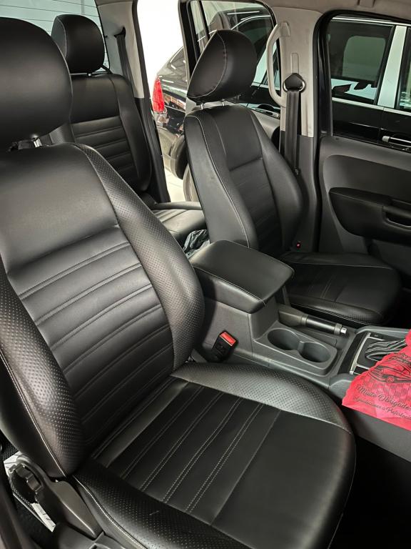 VOLKSWAGEN Amarok - Foto