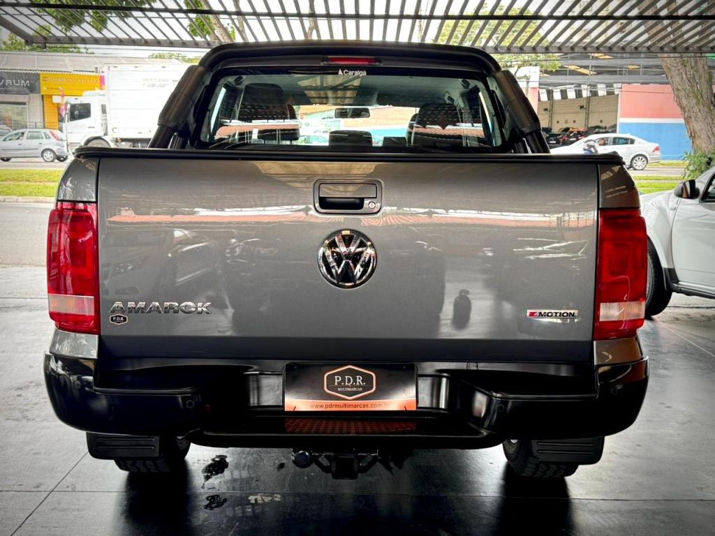 VOLKSWAGEN Amarok - Foto
