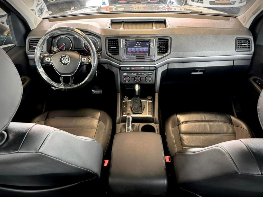 VOLKSWAGEN Amarok - Foto