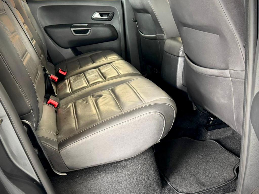 VOLKSWAGEN Amarok - Foto