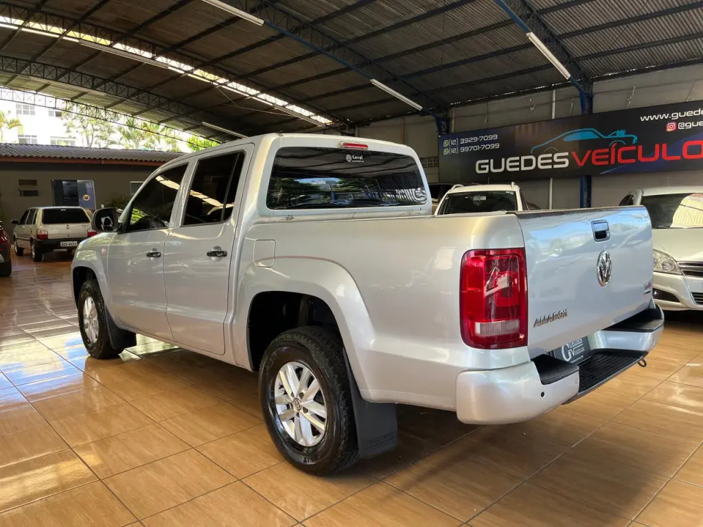 VOLKSWAGEN Amarok - Foto