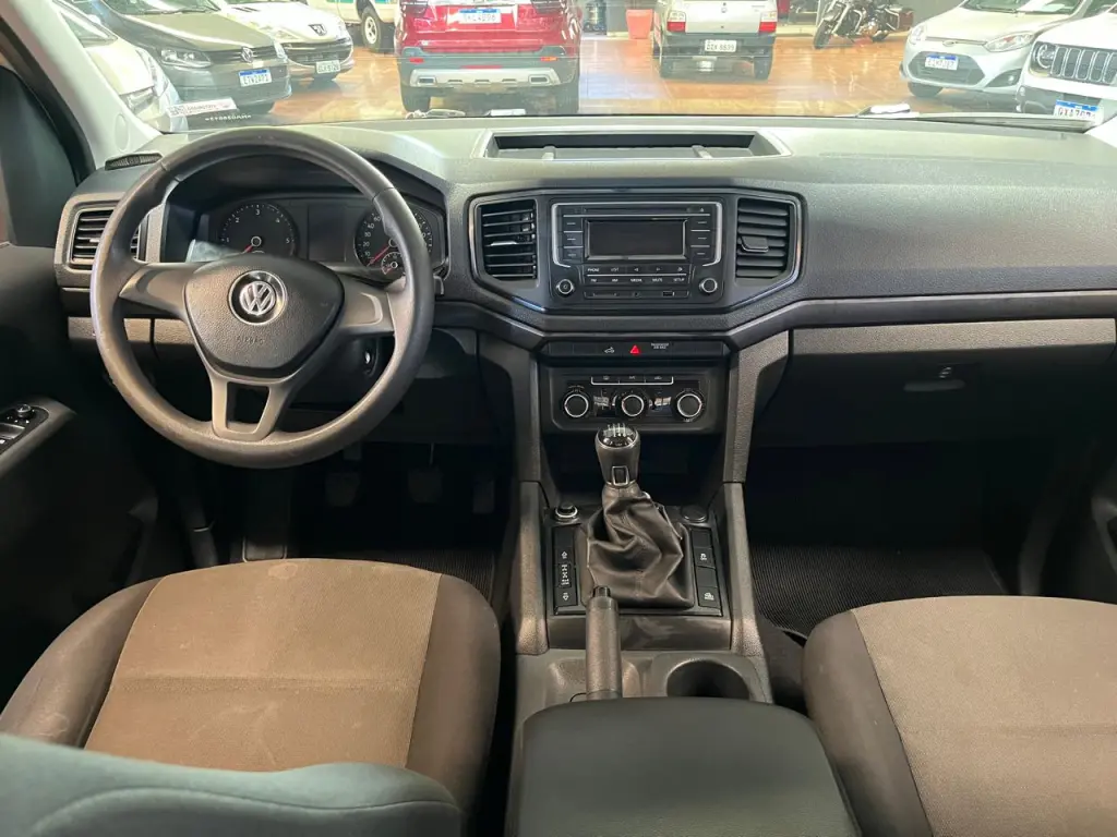 VOLKSWAGEN Amarok - Foto