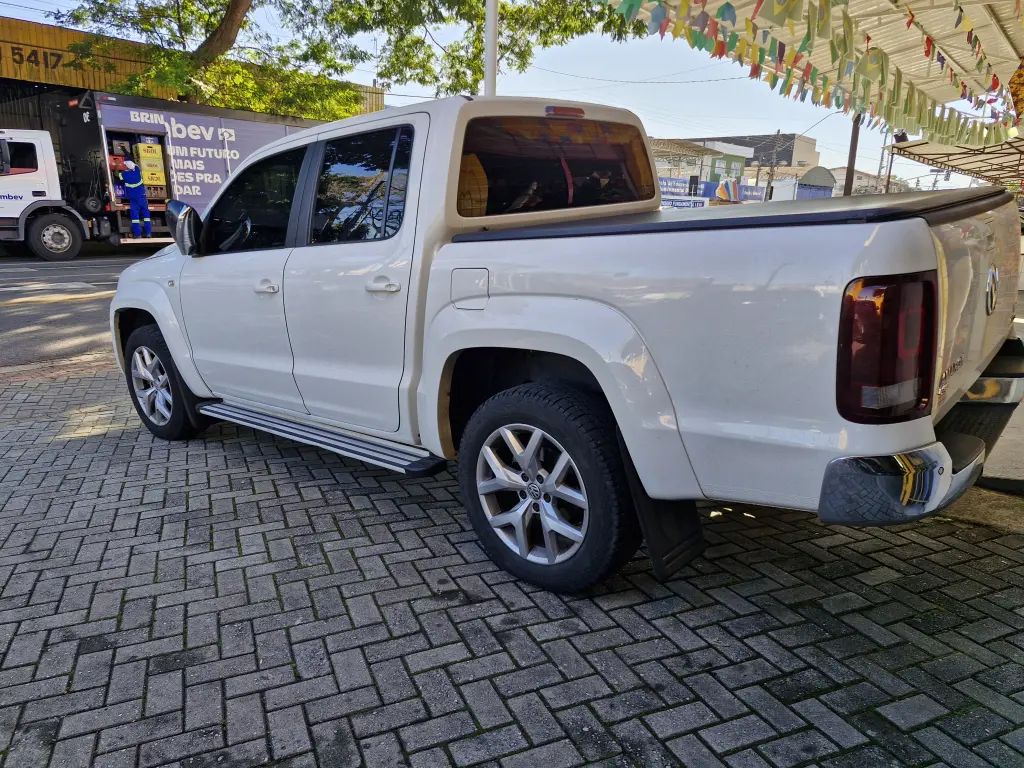 VOLKSWAGEN Amarok - Foto