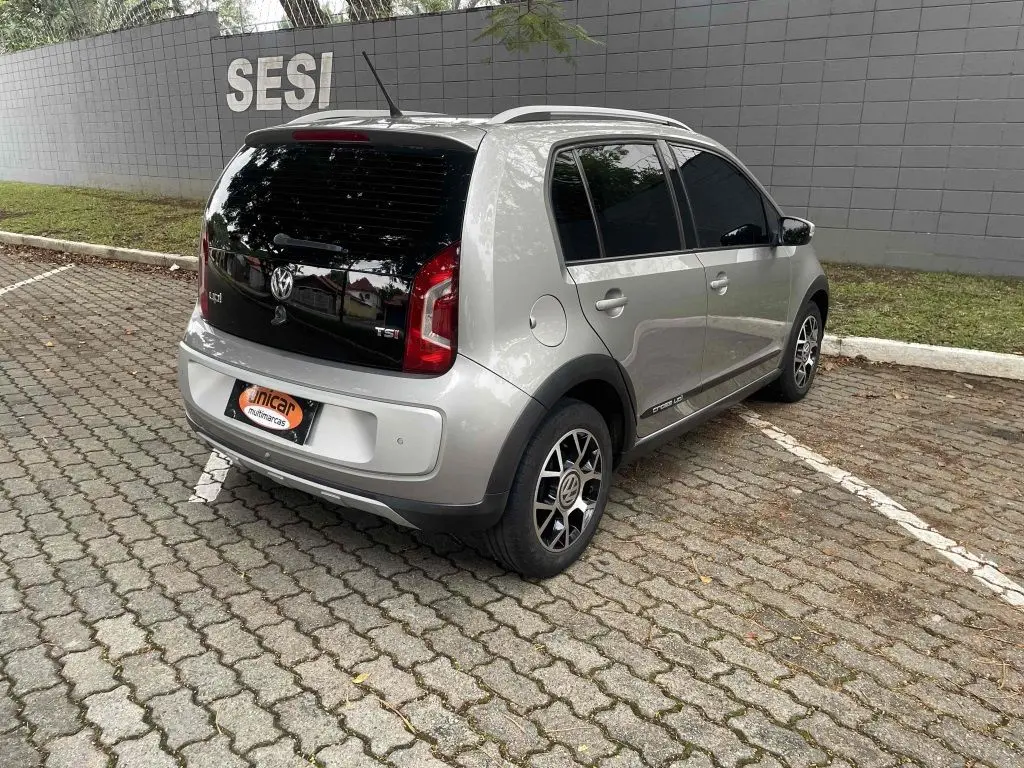 VOLKSWAGEN Cross UP - Foto
