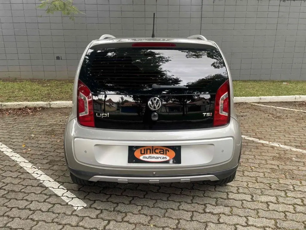 VOLKSWAGEN Cross UP - Foto