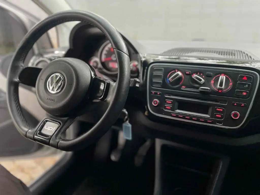 VOLKSWAGEN Cross UP - Foto