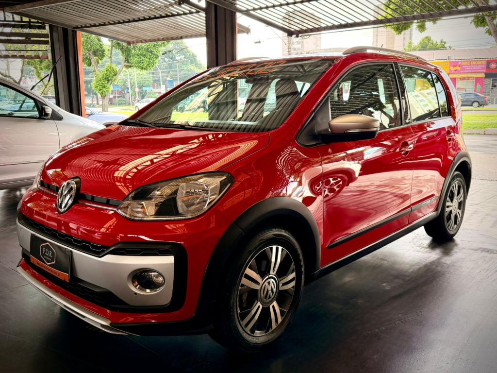 VOLKSWAGEN Cross UP