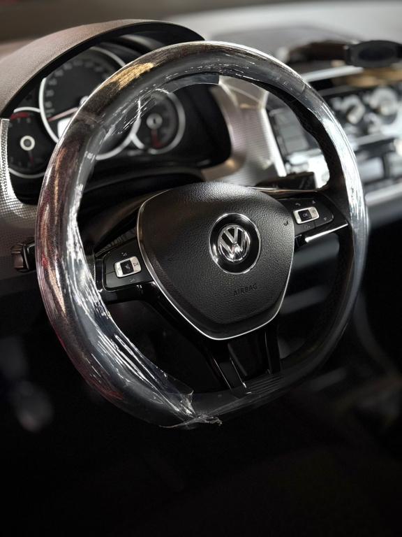 VOLKSWAGEN Cross UP - Foto