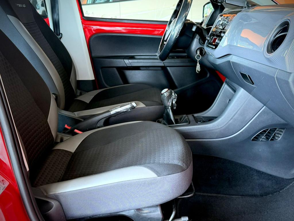 VOLKSWAGEN Cross UP - Foto