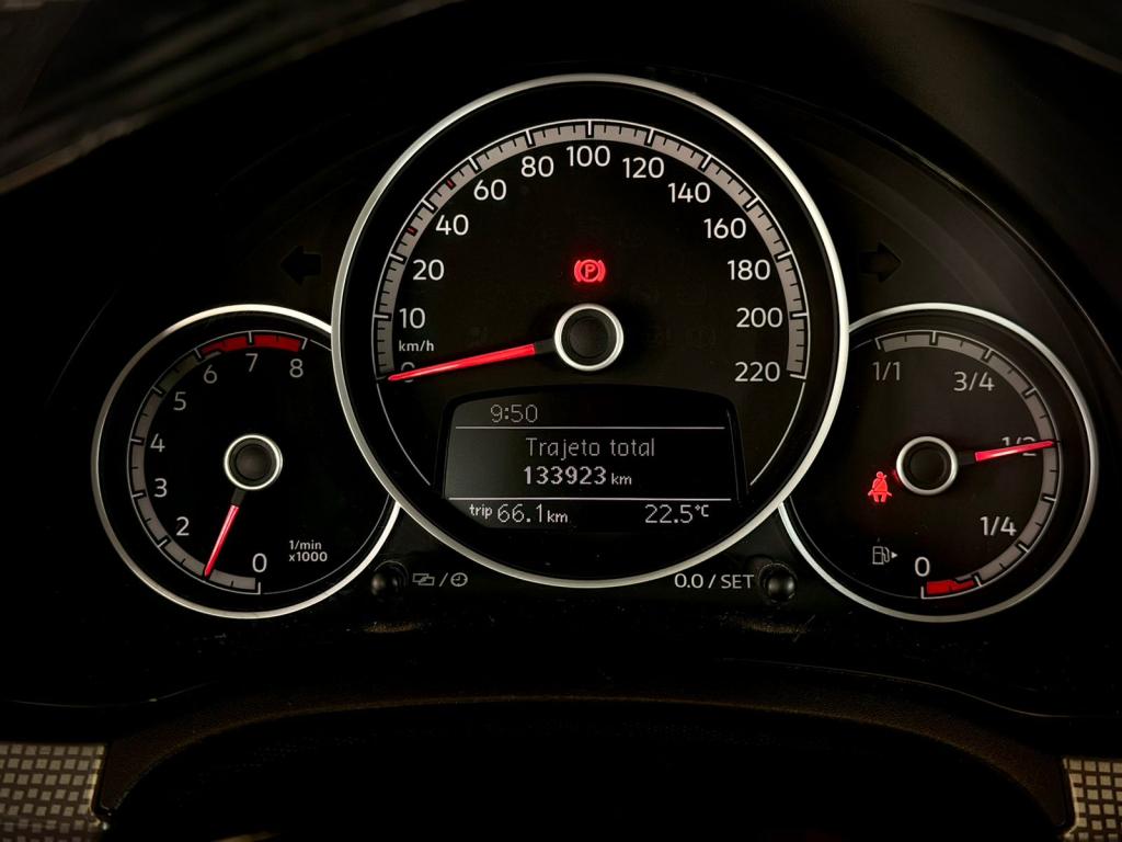 VOLKSWAGEN Cross UP - Foto