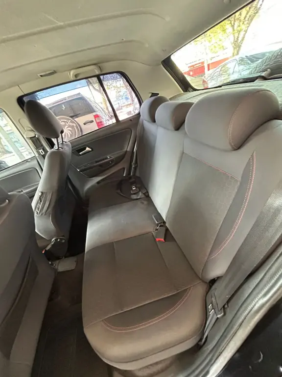 VOLKSWAGEN Crossfox - Foto