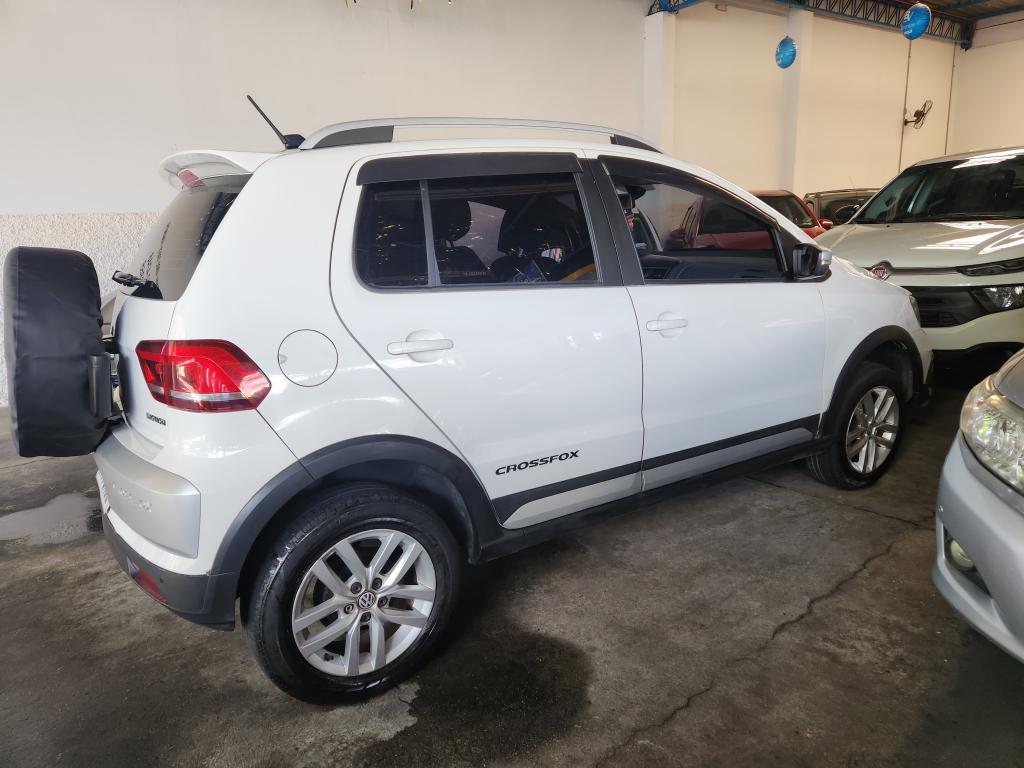 VOLKSWAGEN Crossfox