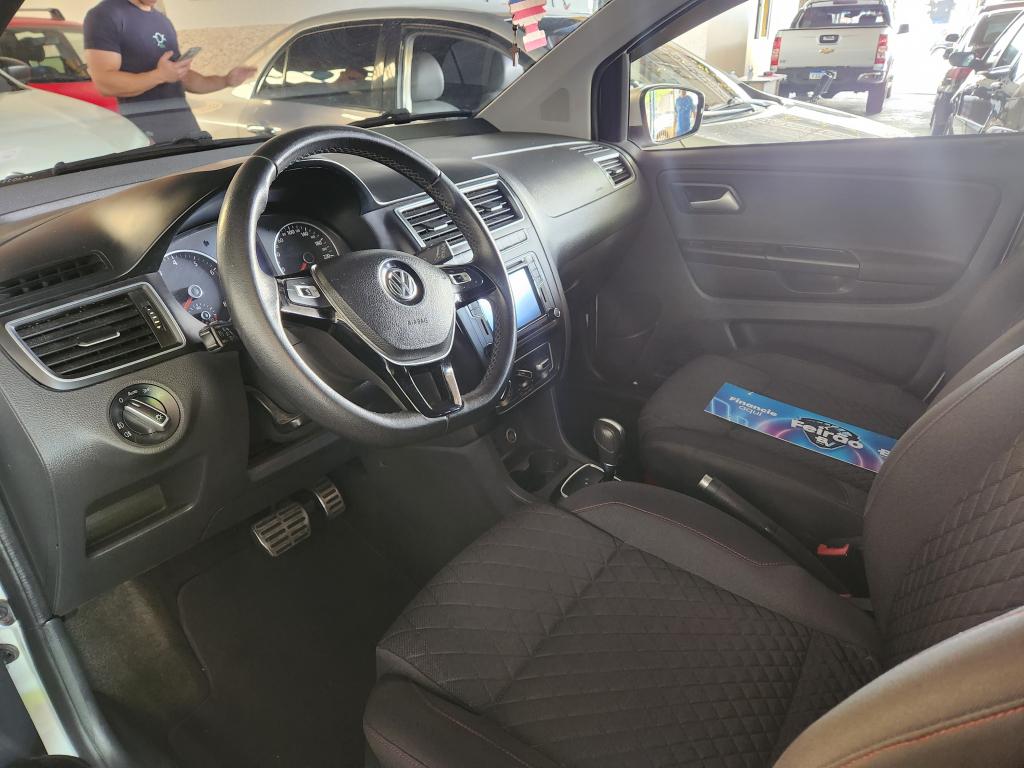 VOLKSWAGEN Crossfox - Foto