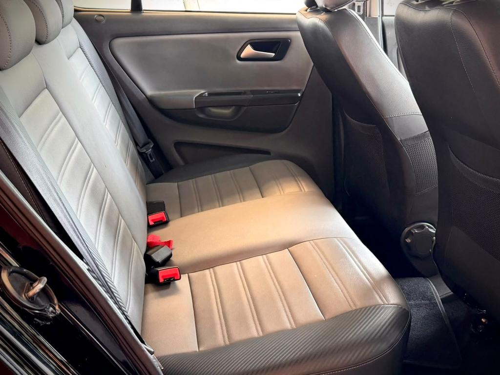VOLKSWAGEN Crossfox - Foto