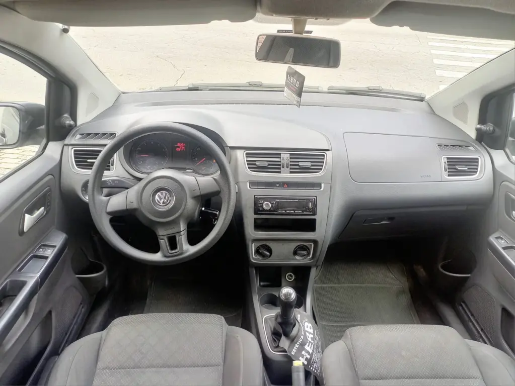 VOLKSWAGEN Fox - Foto