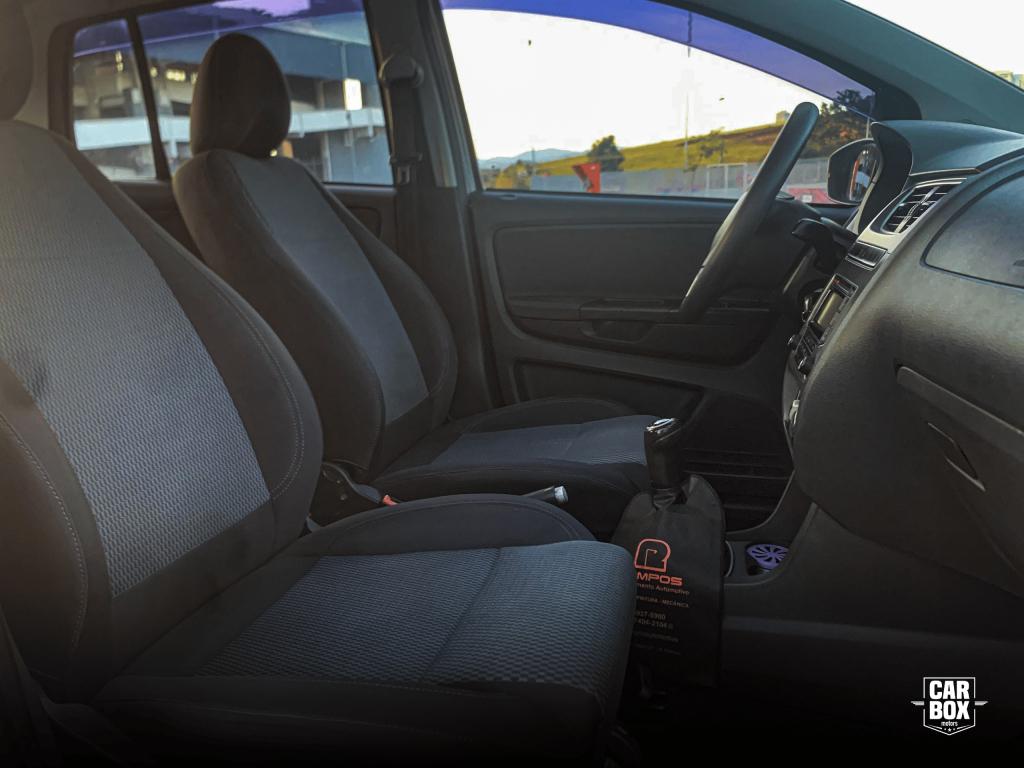 VOLKSWAGEN Fox - Foto