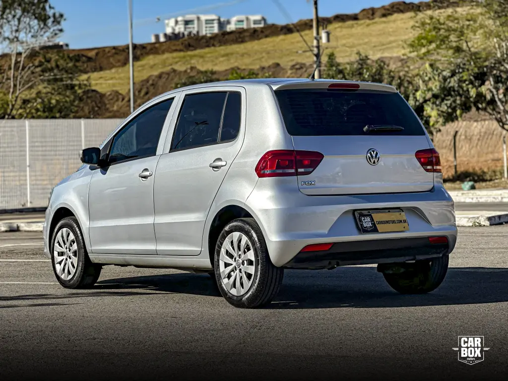 VOLKSWAGEN Fox - Foto