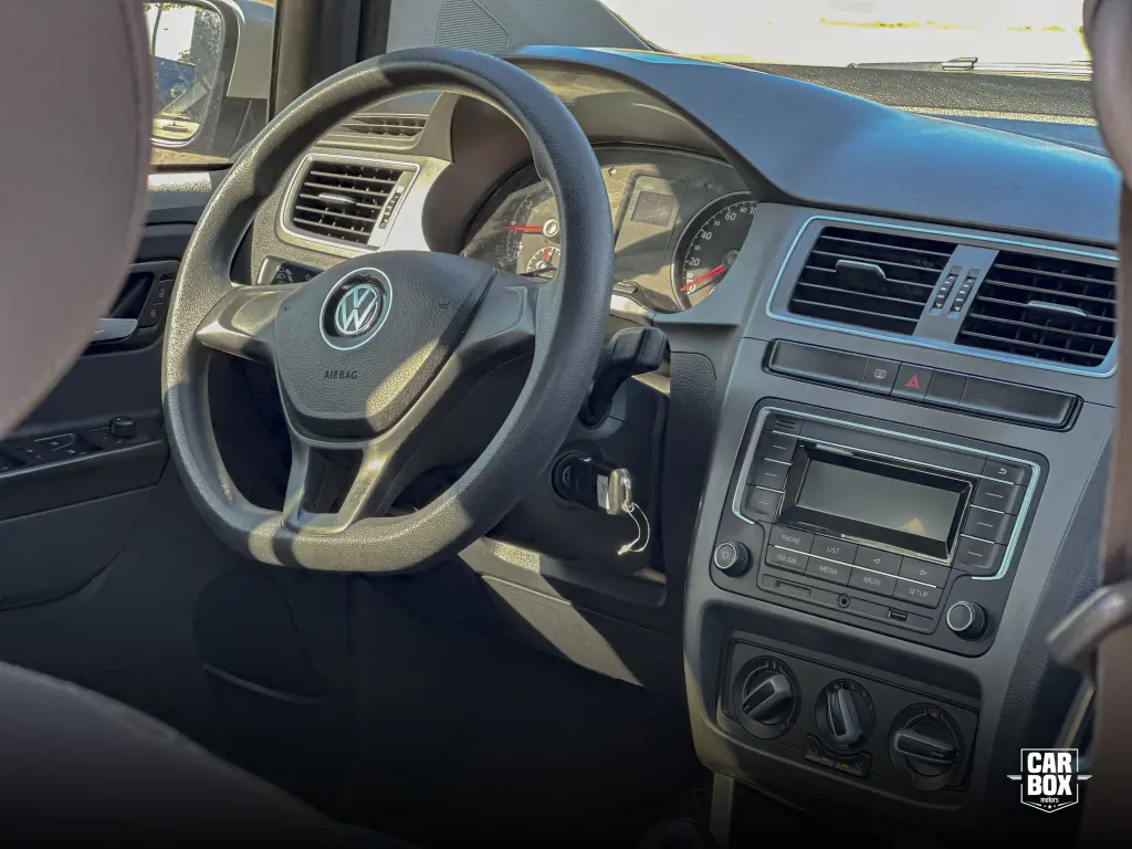 VOLKSWAGEN Fox - Foto