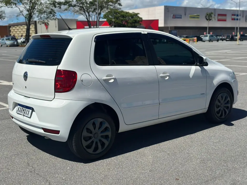 VOLKSWAGEN Fox - Foto