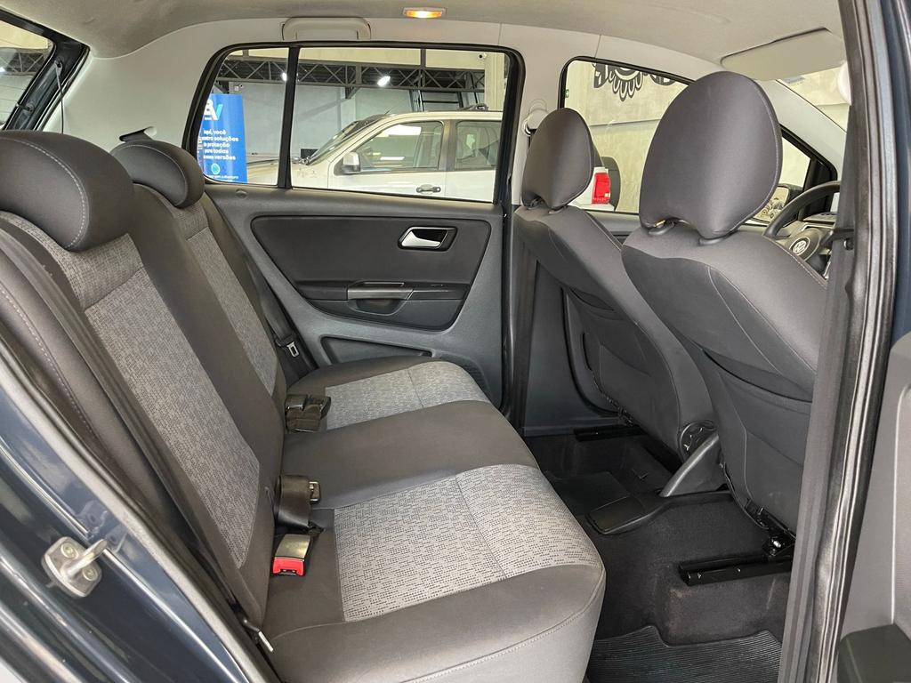 VOLKSWAGEN Fox - Foto