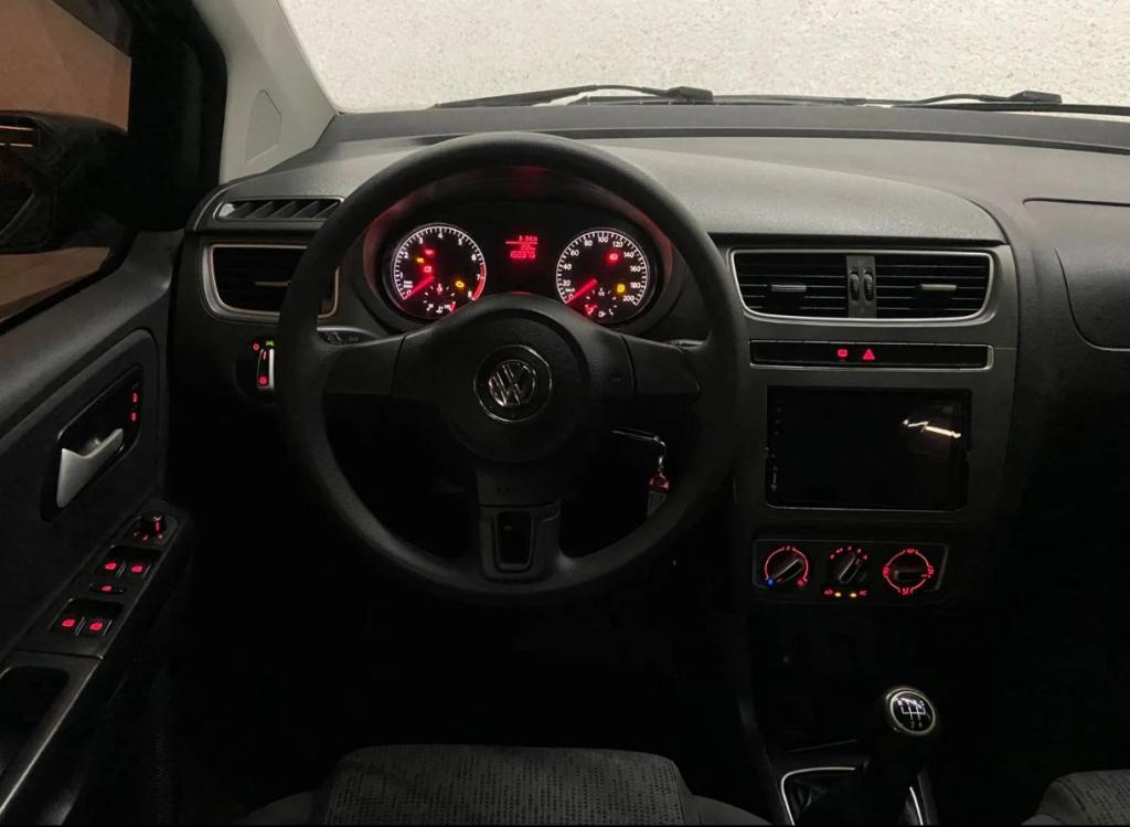 VOLKSWAGEN Fox - Foto