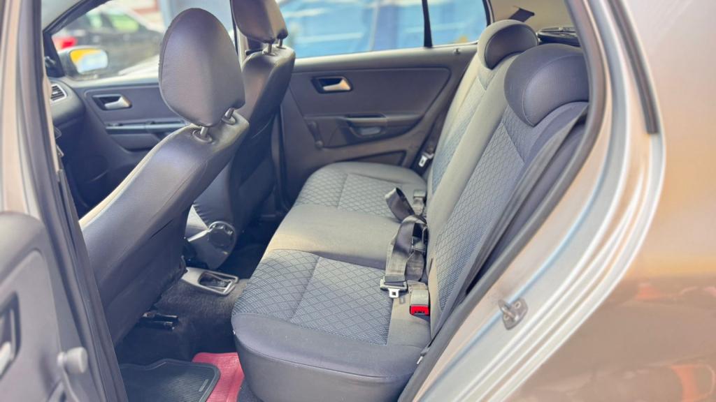 VOLKSWAGEN Fox - Foto