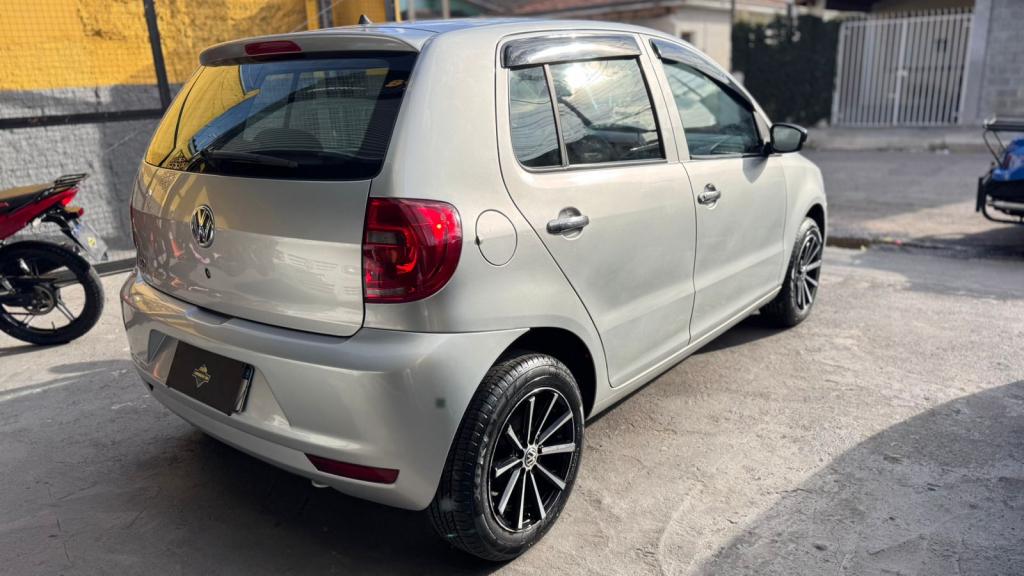 VOLKSWAGEN Fox - Foto