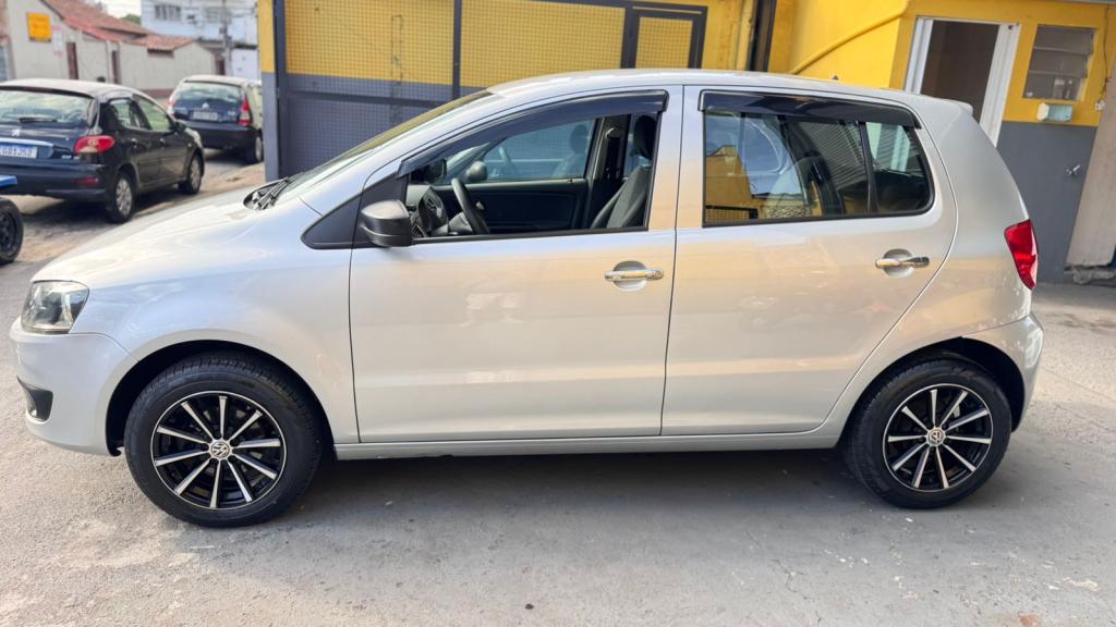 VOLKSWAGEN Fox - Foto