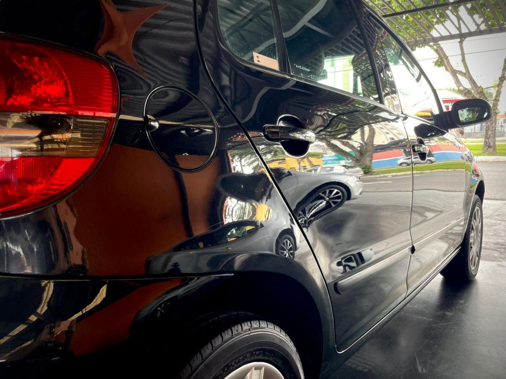 VOLKSWAGEN Fox - Foto