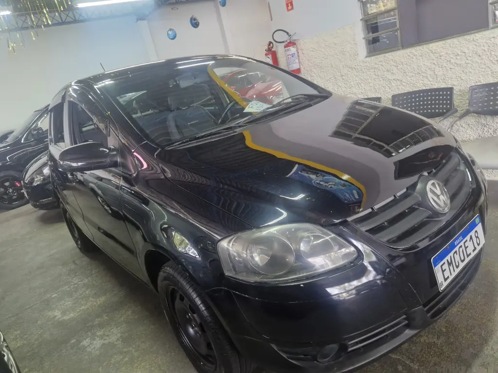 VOLKSWAGEN Fox - Foto