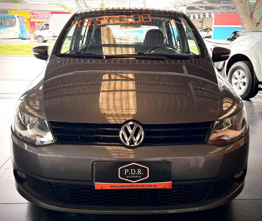 VOLKSWAGEN Fox - Foto
