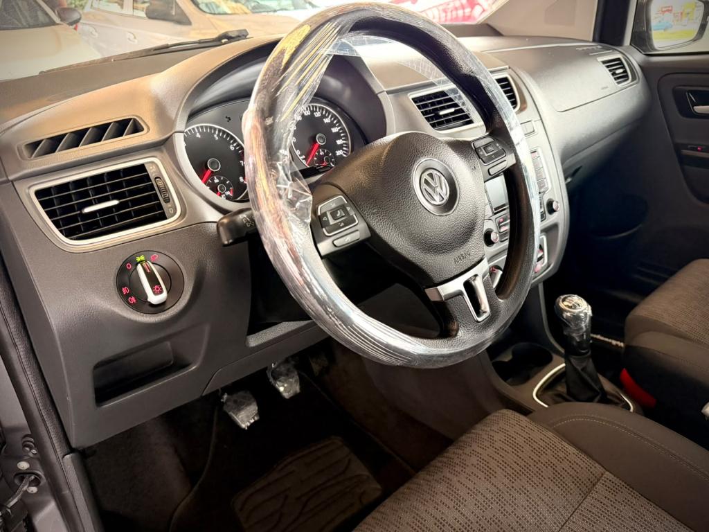 VOLKSWAGEN Fox - Foto