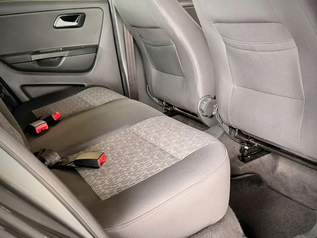 VOLKSWAGEN Fox - Foto