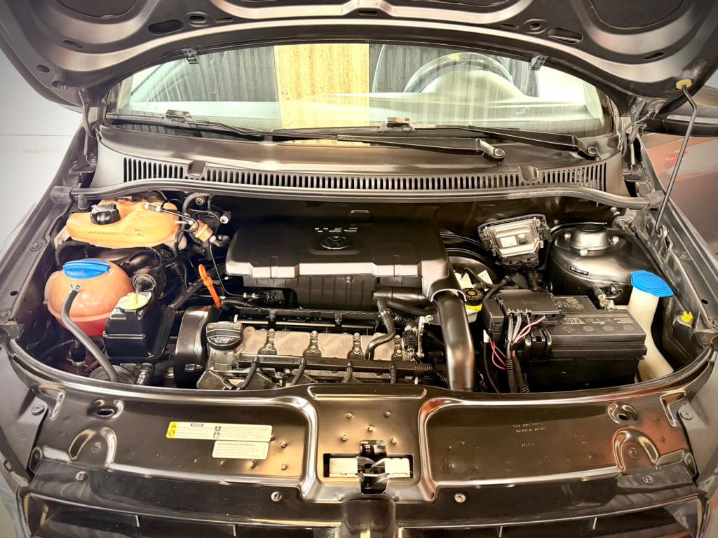 VOLKSWAGEN Fox - Foto