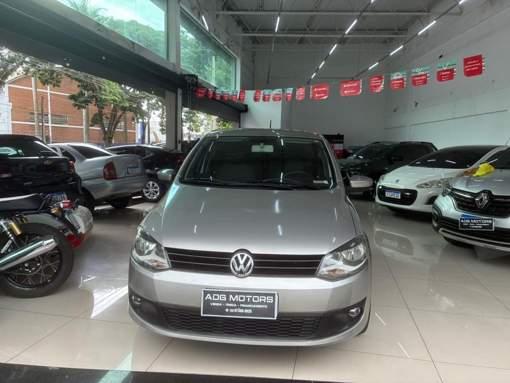 VOLKSWAGEN Fox - Foto