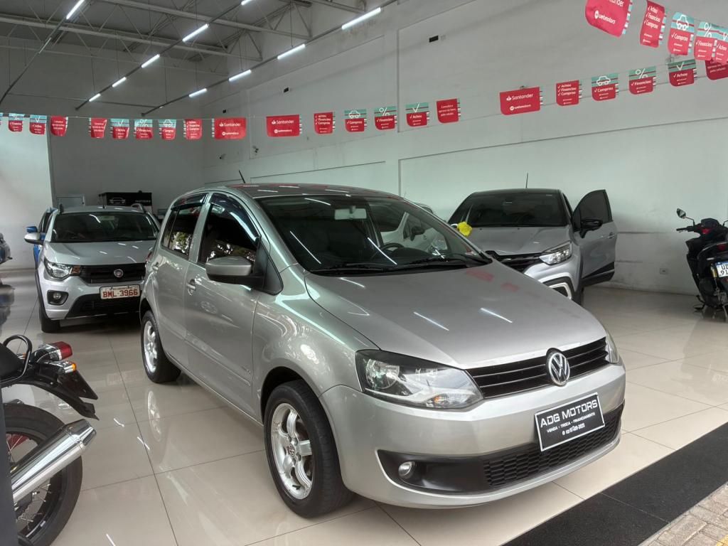 VOLKSWAGEN Fox - Foto