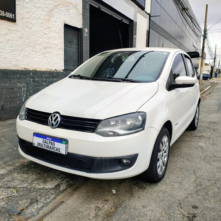 VOLKSWAGEN Fox - Foto