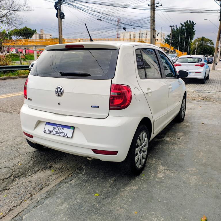 VOLKSWAGEN Fox - Foto