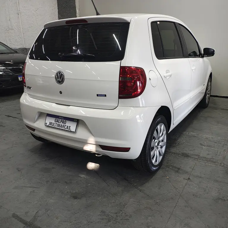 VOLKSWAGEN Fox - Foto