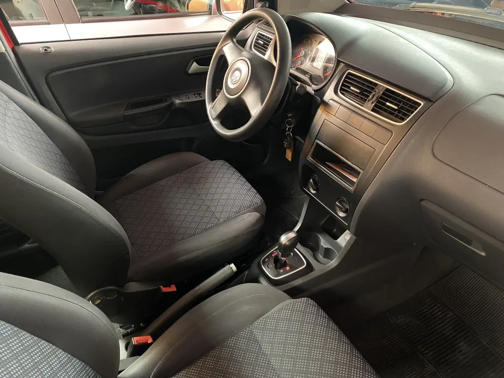 VOLKSWAGEN Fox - Foto