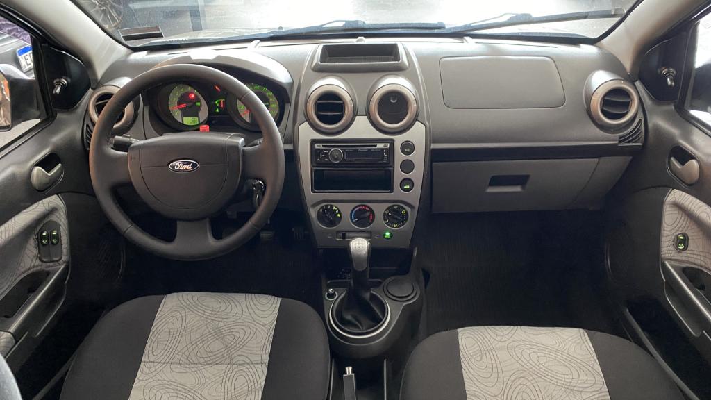 VOLKSWAGEN Fox - Foto