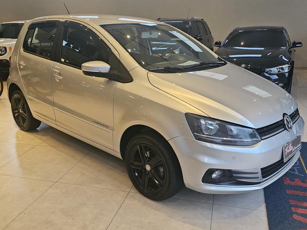 VOLKSWAGEN Fox - Foto