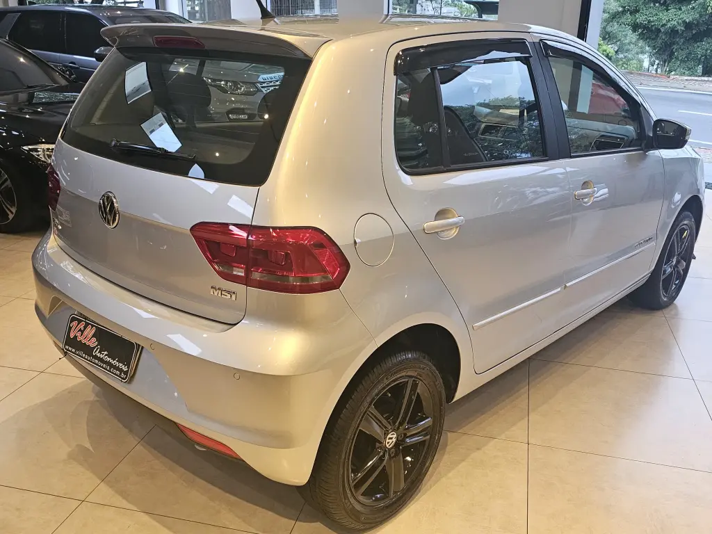 VOLKSWAGEN Fox - Foto