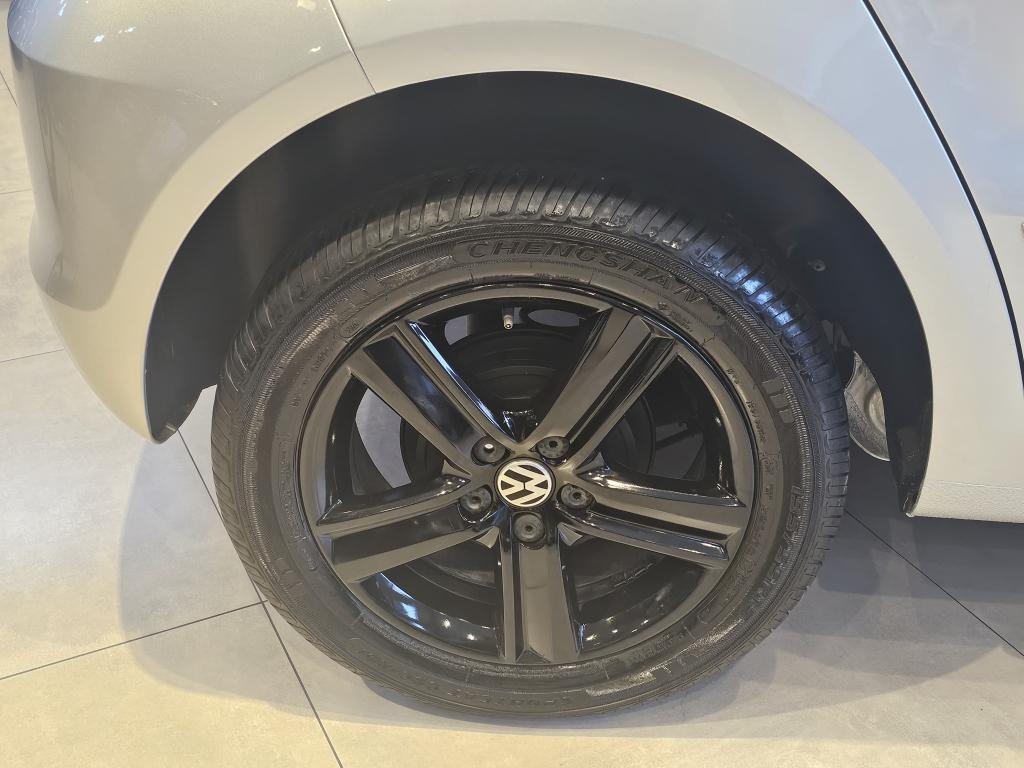 VOLKSWAGEN Fox - Foto