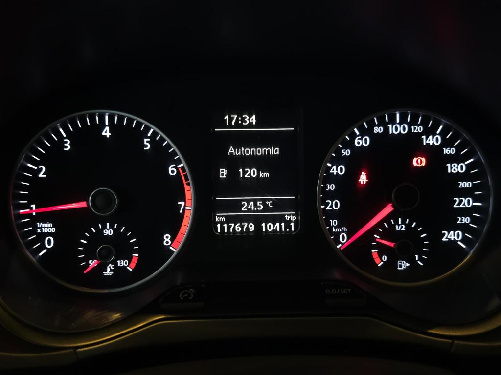 VOLKSWAGEN Fox - Foto