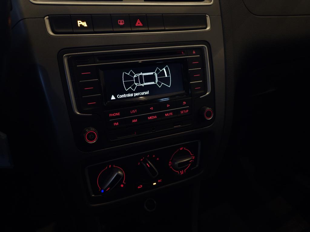 VOLKSWAGEN Fox - Foto