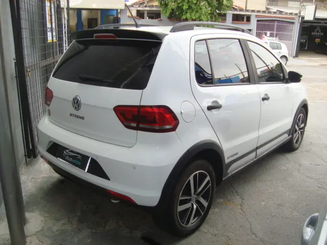 VOLKSWAGEN Fox - Foto