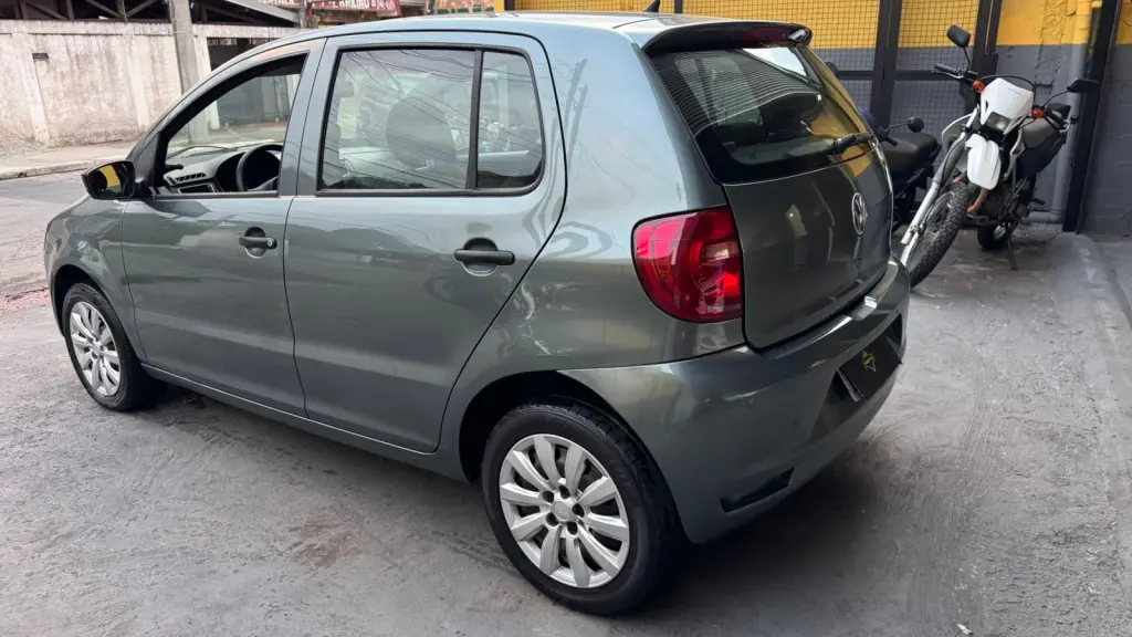 VOLKSWAGEN Fox - Foto