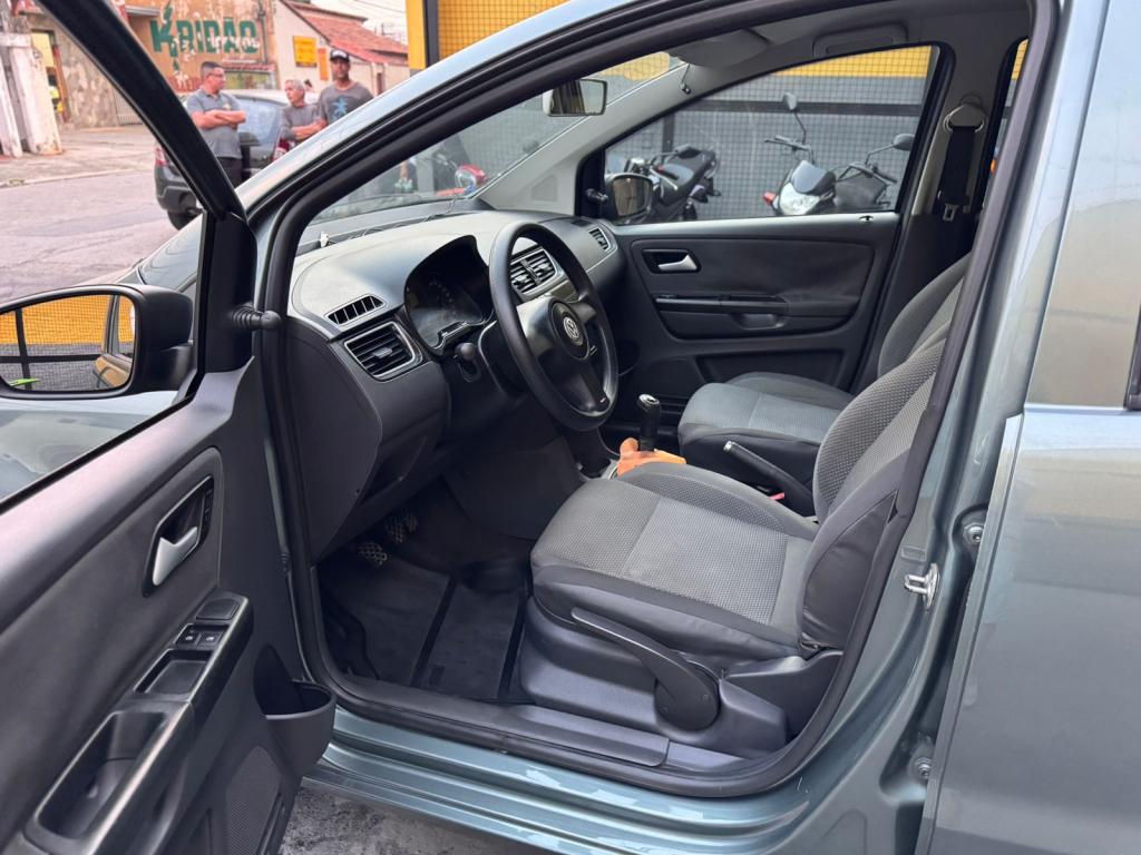 VOLKSWAGEN Fox - Foto