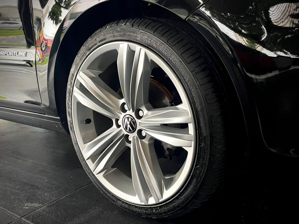 VOLKSWAGEN Fox - Foto